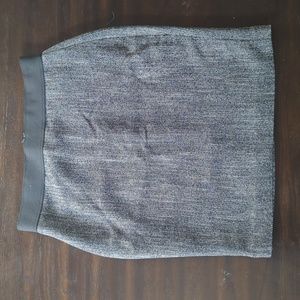 EXPRESS Tweed Style Pencil Skirt with Leopard Lining | Size 8